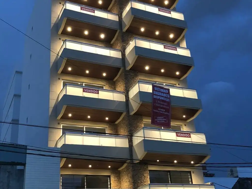 LOBOS 19 de  2 y 3 Dormitorios