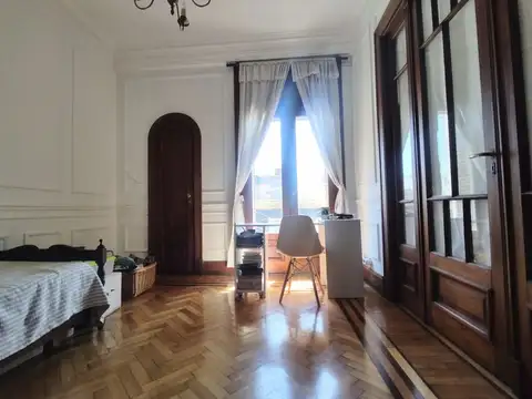Departamento 5 ambientes con 2 baños