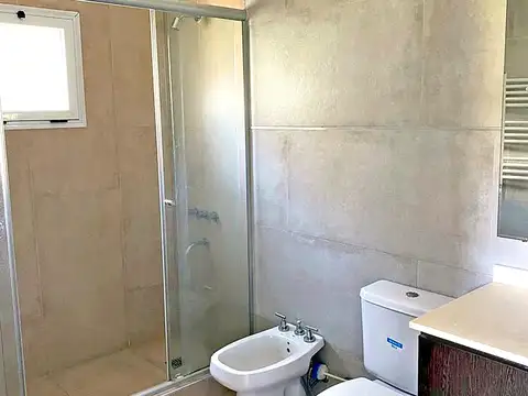 Casa en Alquiler de 3 dormitorios