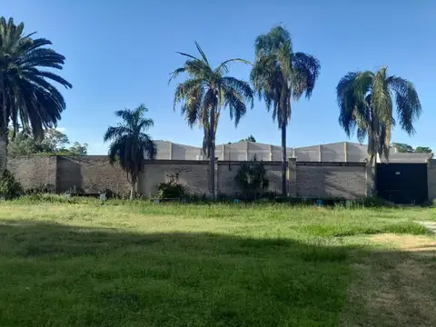 VENTA DE DISCOTECA EN AUTOPISTA SGO-LA BANDA