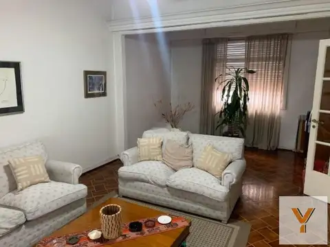 Avenida La Plata e/ Saraza y Zañartu