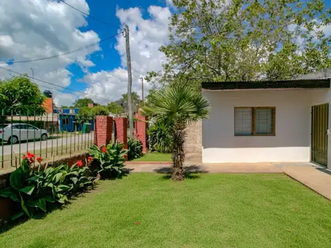 Casa 2 ambientes con 1 baño