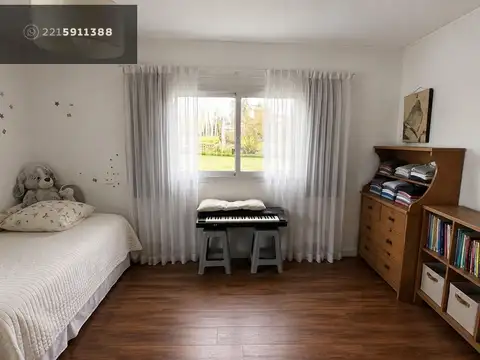 Casa en Venta en Villa Elisa, USD 95.000