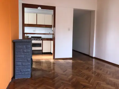 Moctezuma 1000, Piso 2