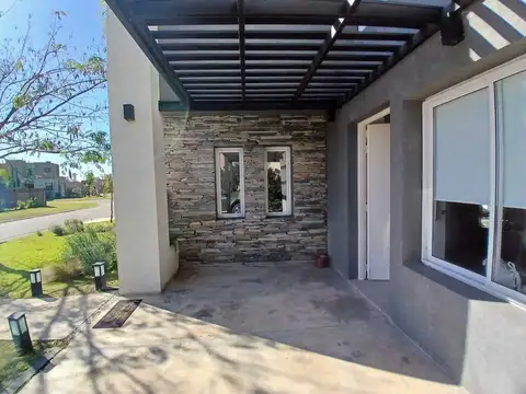Casa en Venta al Este