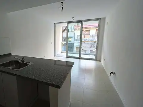 MACIEL, FRANCISCO A. 800, Piso 1