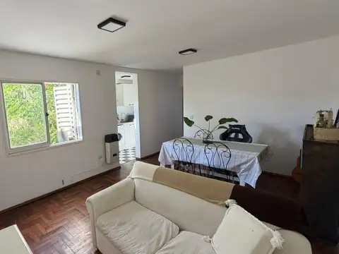 General Juan José Viamonte 600