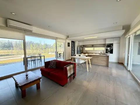 Casa en Venta en Canning, USD 190.000