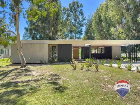 CASA EN ALQUILER Y VENTA MIRALAGOS, 3 dormitorios