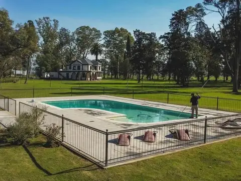 VENTA LOTE BARRIO TRES PINOS DE 1289m2 GRAL RODRIG