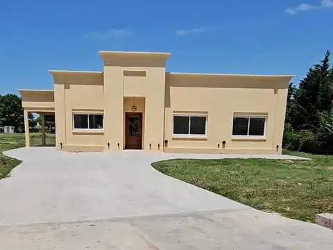 Casa en Venta en El Nacional Club De Campo, USD 195.500