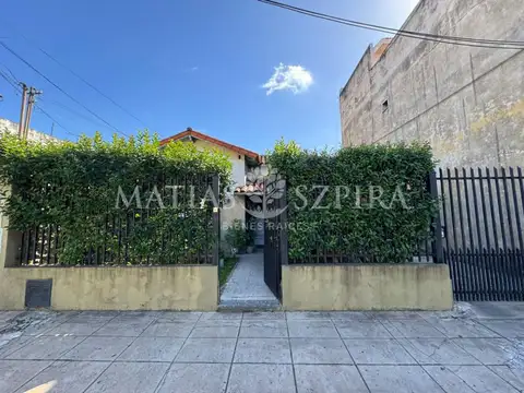 Casa - Venta - Argentina, Tres de Febrero - Besares 3100