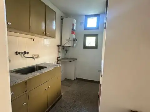 Lavalleja 1000, Piso 2°