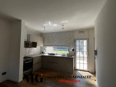 Casa en Venta en Lomas de Zamora, USD 210.000