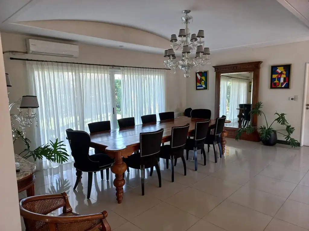 Casa en Fincas de Iraola I de 4 dormitorios