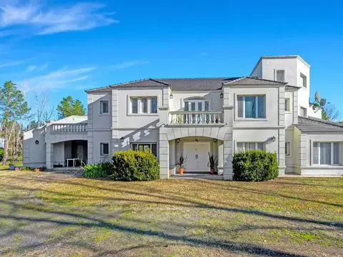 VENTA DE CASA 6 AMBIENTES COLONIA DE CHACRAS