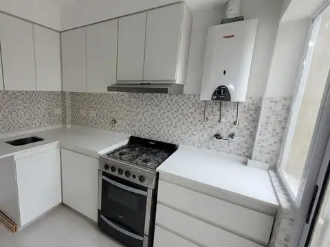 Depto Tipo Casa 2 ambientes con 1 baño