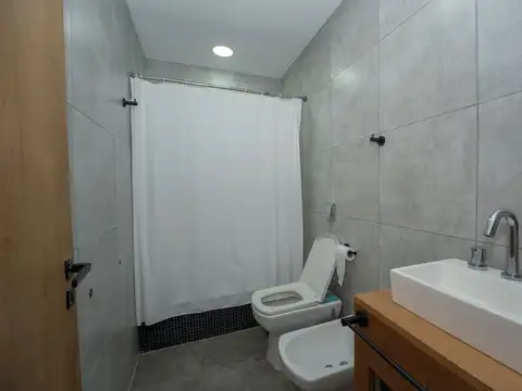 Casa en Venta en Lisandro Olmos Etcheverry, USD 195.000