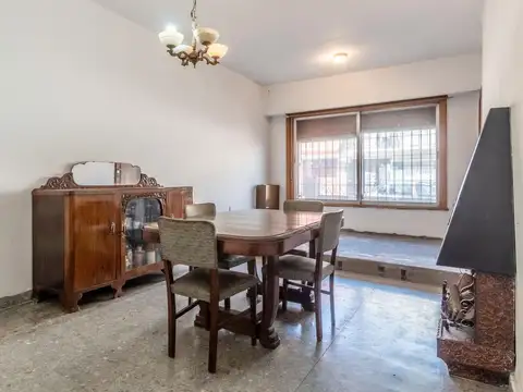 Florencio Varela al 2400