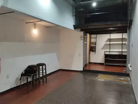 Local en Alquiler en Centro, $ 740.000