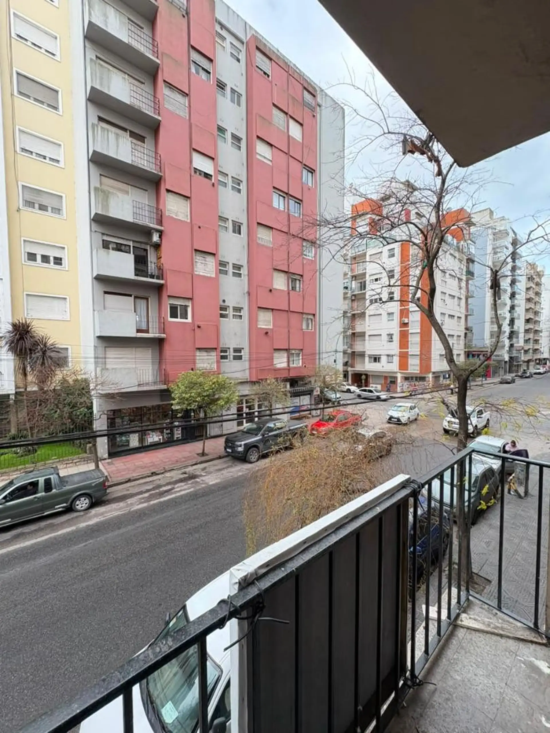 2 AMBIENTES TOTALMENTE EXTERNO Gascón 1700