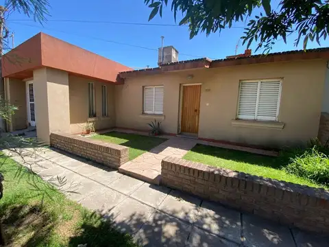 SE VENDE CASA REMODELADA EN B° B.HORIZONTE V.M.