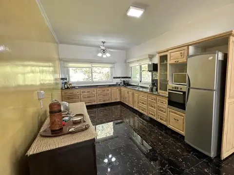 Chacra en Venta - 3 Dormitorios 3 Baños - 10000mts - San Andres De Giles