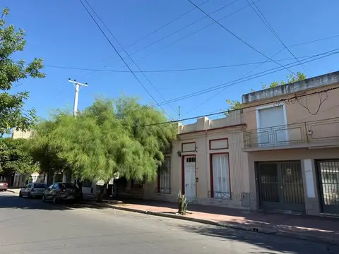 Deán Funes 2200