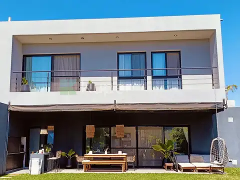 Casa  en Venta en Ayres Plaza, Pilar, G.B.A. Zona Norte