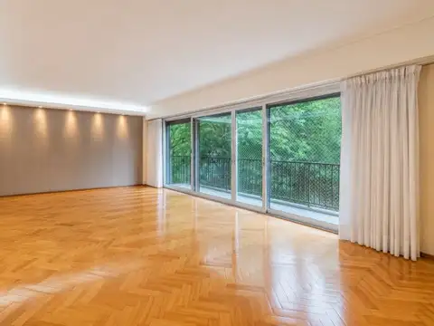 VENTA - 4 AMBIENTES - LUMINOSO - COCHERA - BAULERA- COLEGIALES