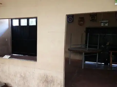 Galpon en Venta 43  mts Fondo