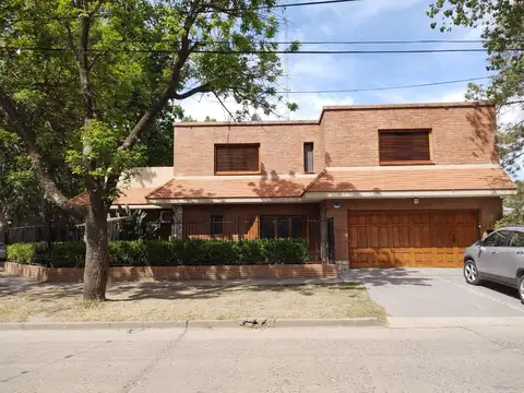 Casa en Venta de 5 dormitorios