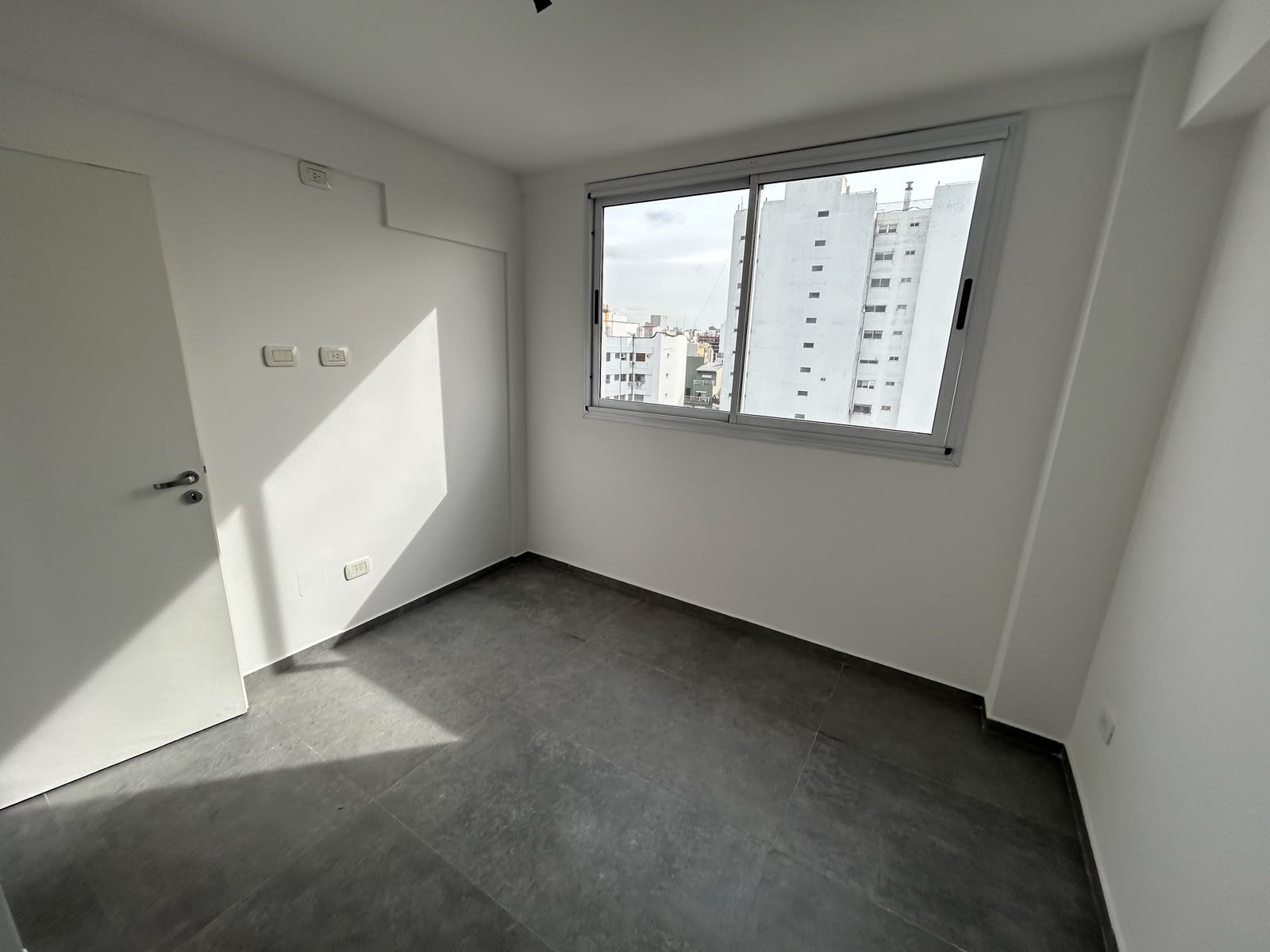 Departamento en Alquiler en Avellaneda, $ 700.000