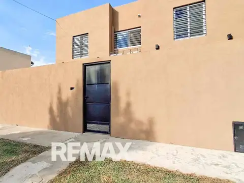 Venta casa 3 dorm. jardin 3 coch derqui pilar.