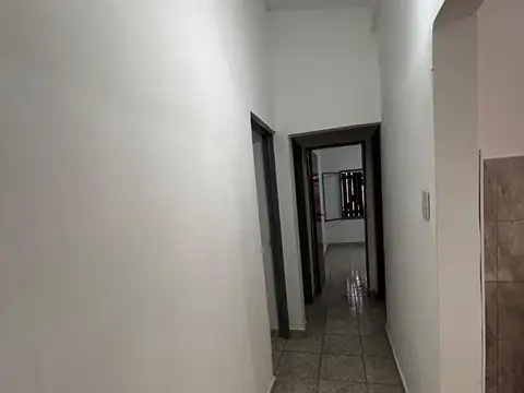 VENTA CASA REFACCIONADA 3 DORMITORIOS B° VICOR