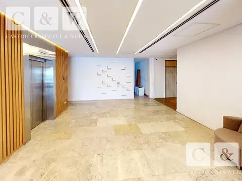 Oficina en Alquiler con 6 cocheras