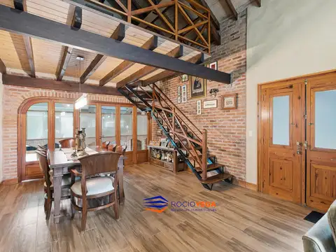 Casa a la venta en Banco Provincia, Francisco Alvarez, Moreno