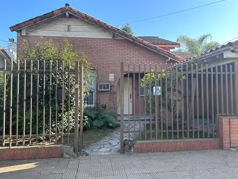Casa en Venta 3 ambientes en Muñiz con Departamento 2 ambientes al fondo