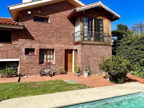 Casa 3 dormitorios en barrio monaco 