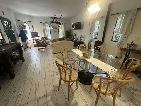 Casa en Alquiler de 3 dormitorios