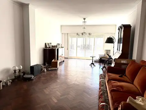 Departamento 6 ambientes con 2 baños