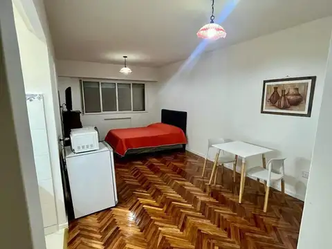 Venta hermoso monoambiente Recoleta