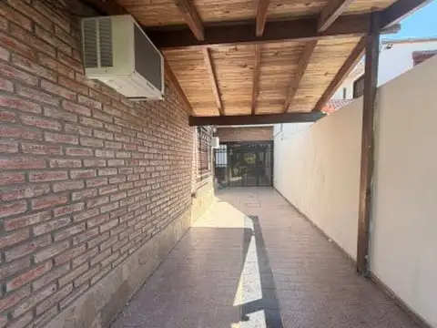Casa en Alquiler de 3 dormitorios