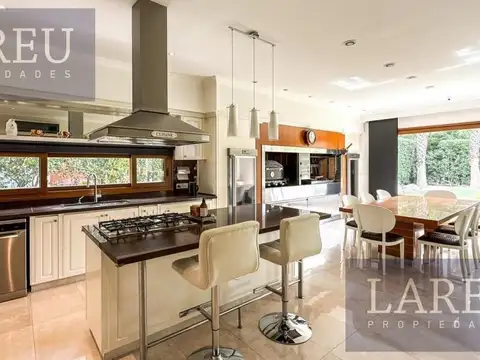 Casa en Venta en La Lomada De Pilar, USD 1.150.000