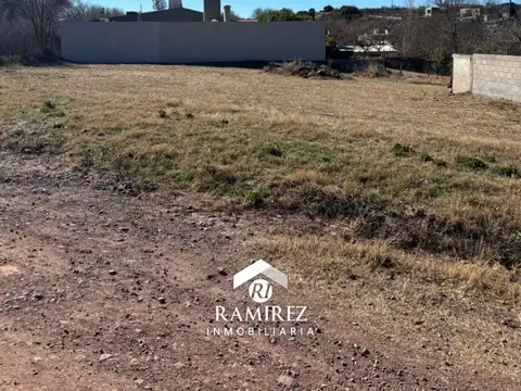 LOTE EN VILLA DEL DIQUE