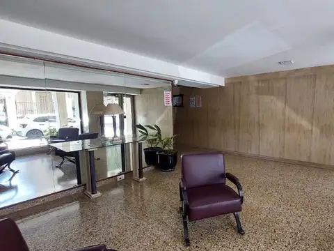 Departamento en Alquiler en Bernal, $ 600.000