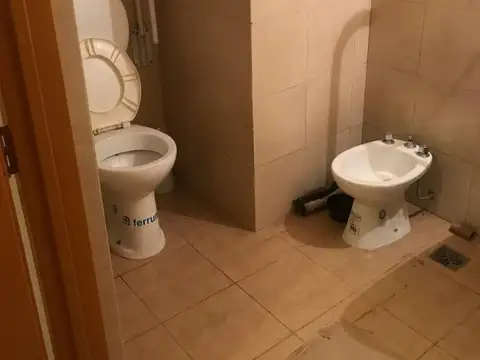 Local en Alquiler 40 años