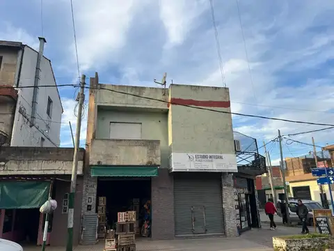 VENTA DPTO 3 AMB BALCON A REFACCIONAR LAFERRERE