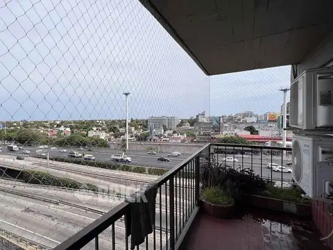 AV. GENERAL PAZ Y AV. CABILDO - T/AL FRENTE BALCON V/PANORAMICA T/SOL T/EXTERNO