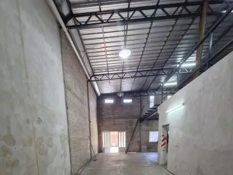 Alvear 2650 , Piso 0